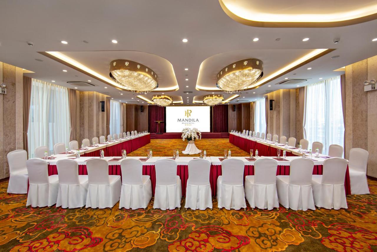 Mandila Beach Hotel Danang Exterior photo